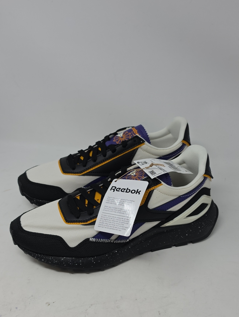 Reebok men's Running  purple new CL Legacy AZ Men's Size 9